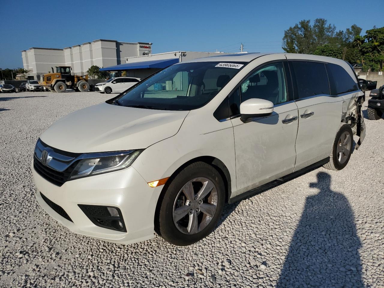 2019 Honda Odyssey VIN 5FNRL6H79KB104347