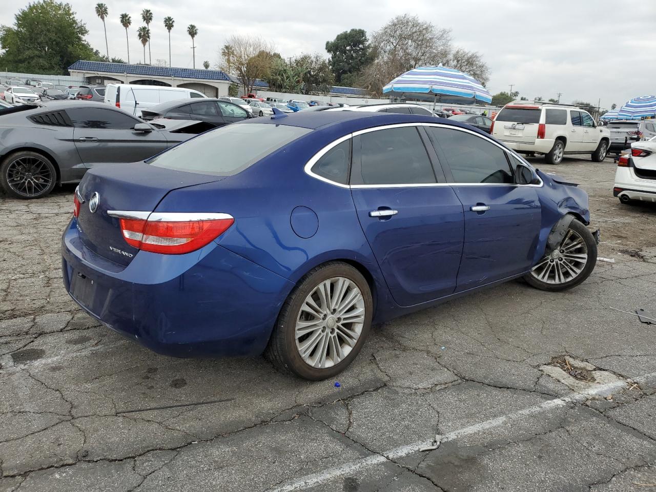 2013 Buick Verano VIN 1G4PP5SK5D4208634 Copart auction photo, front end / rear end damage thumbnail 3