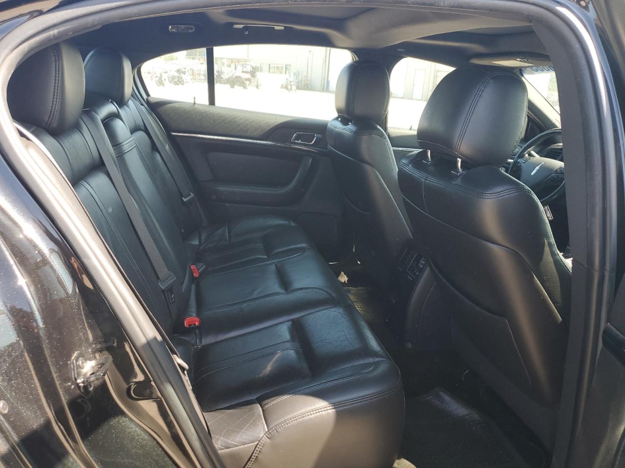 2014 Lincoln MKS VIN 1LNHL9DKXEG602117 Copart auction photo, front end / minor dent/scratches damage thumbnail 10