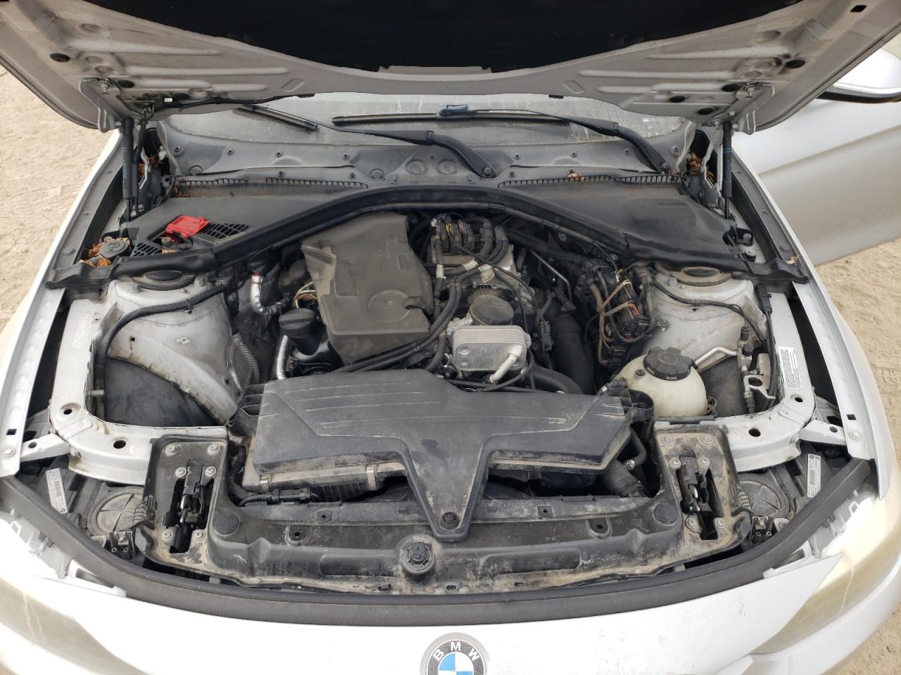 2013 BMW 3er VIN WBA3C1C56DF444811 Copart auction photo, undercarriage / mechanical damage thumbnail 11
