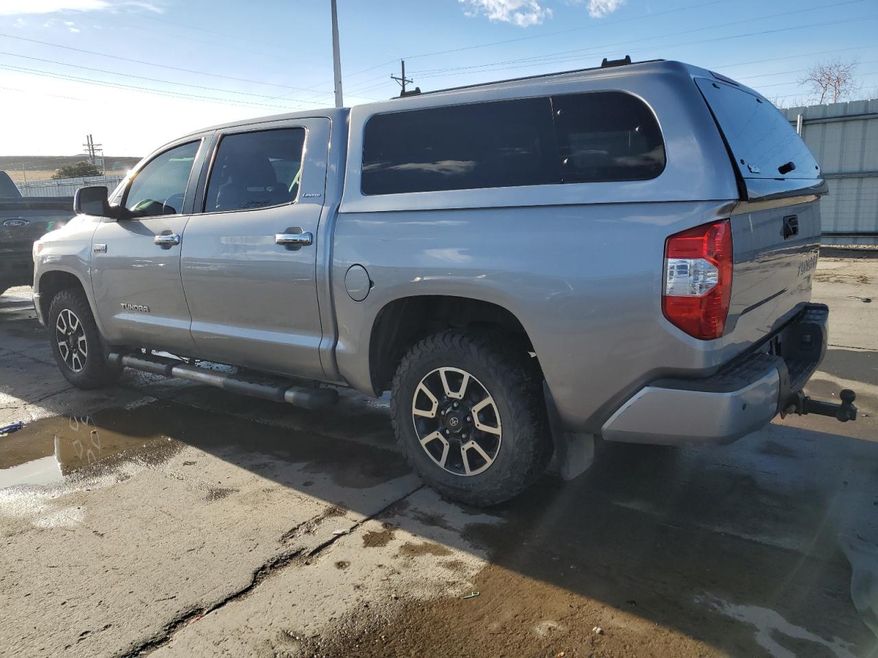 2016 Toyota Tundra VIN 5TFHW5F15GX553825 Copart auction photo, front end damage thumbnail 2