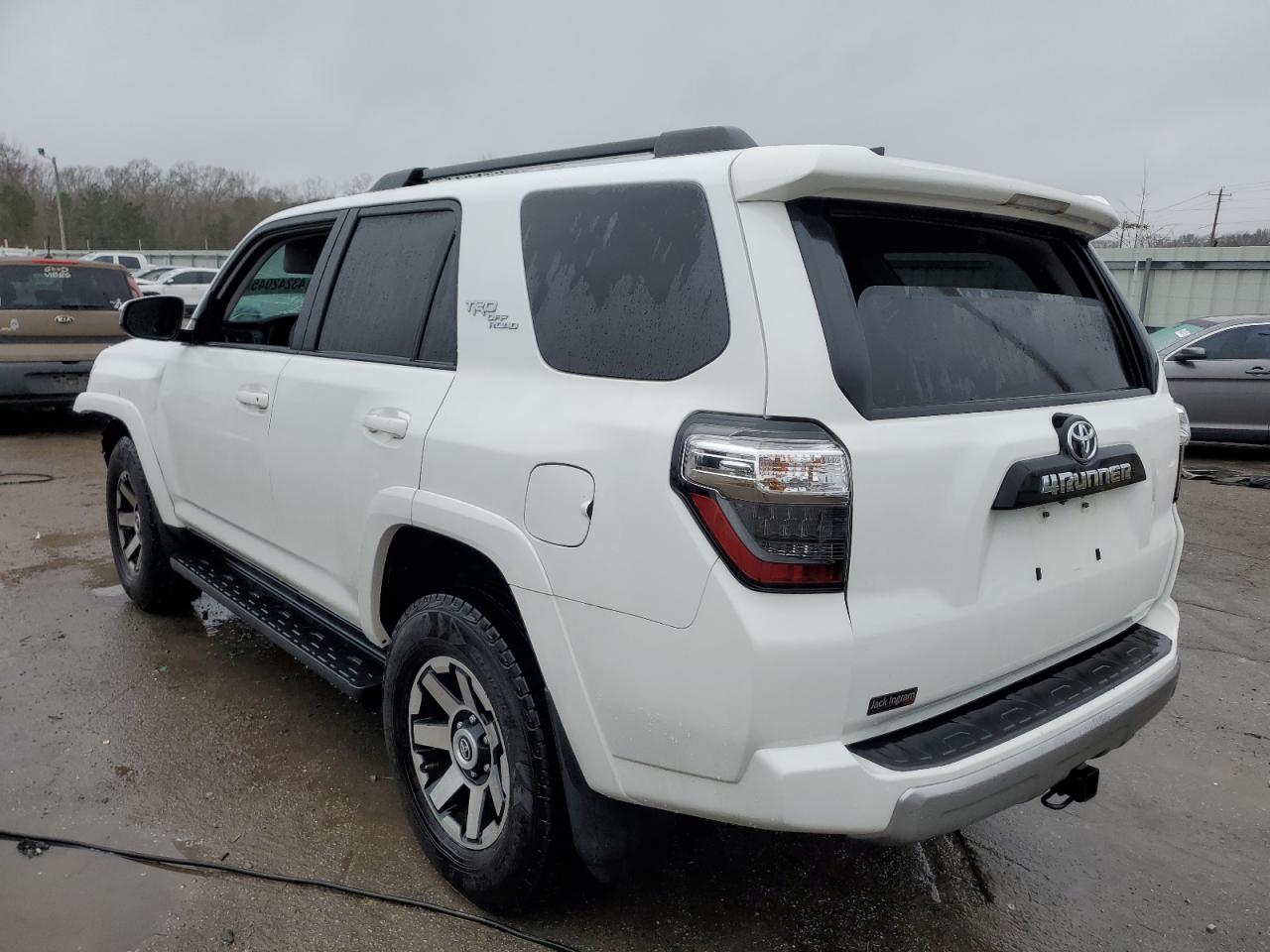 2021 Toyota 4Runner VIN JTEPU5JR2M5935246 Copart auction photo, front end damage thumbnail 2