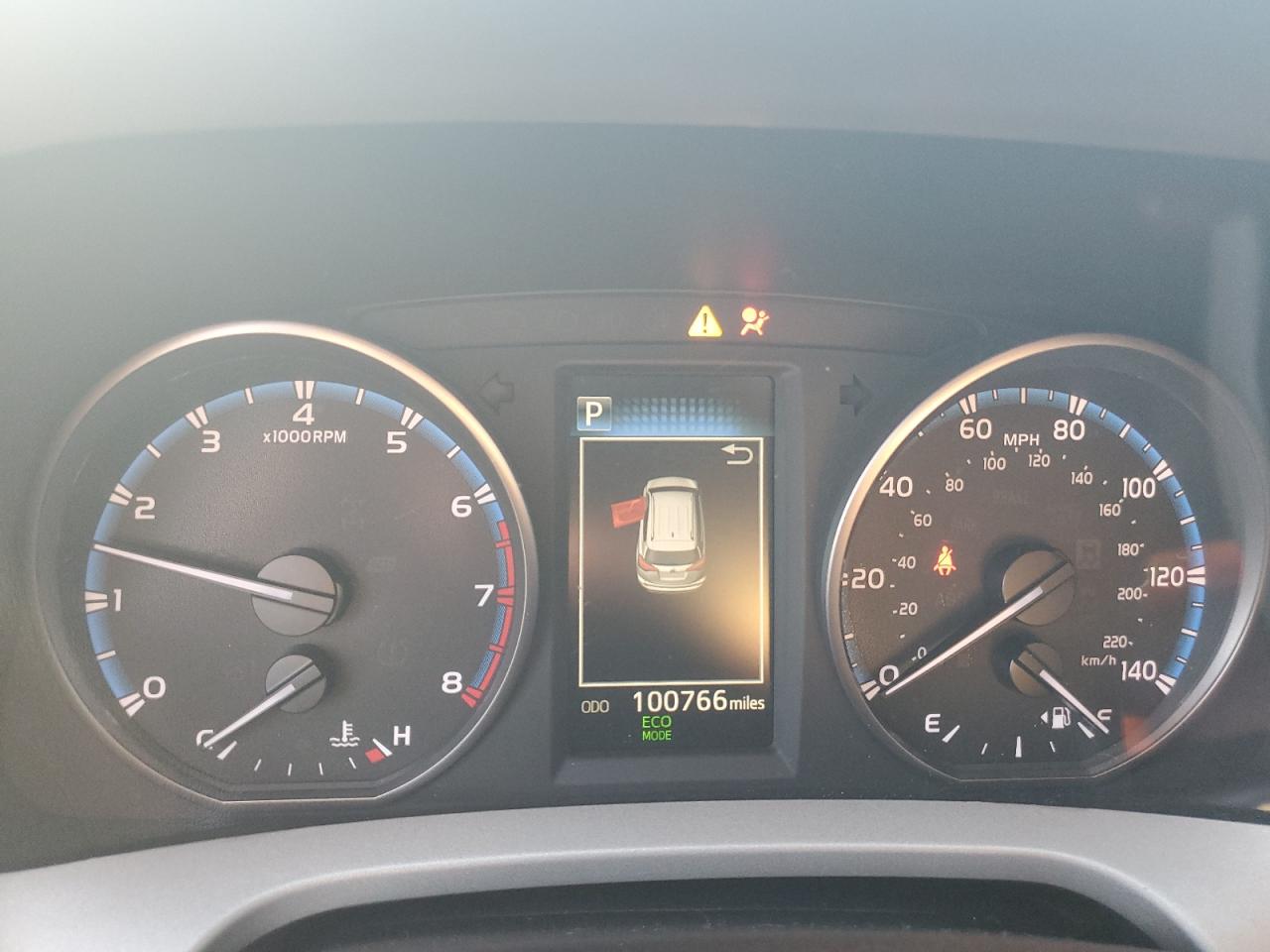 2018 Toyota RAV 4 VIN 2T3WFREV0JW413406 Copart auction photo, front end / rear end damage thumbnail 9