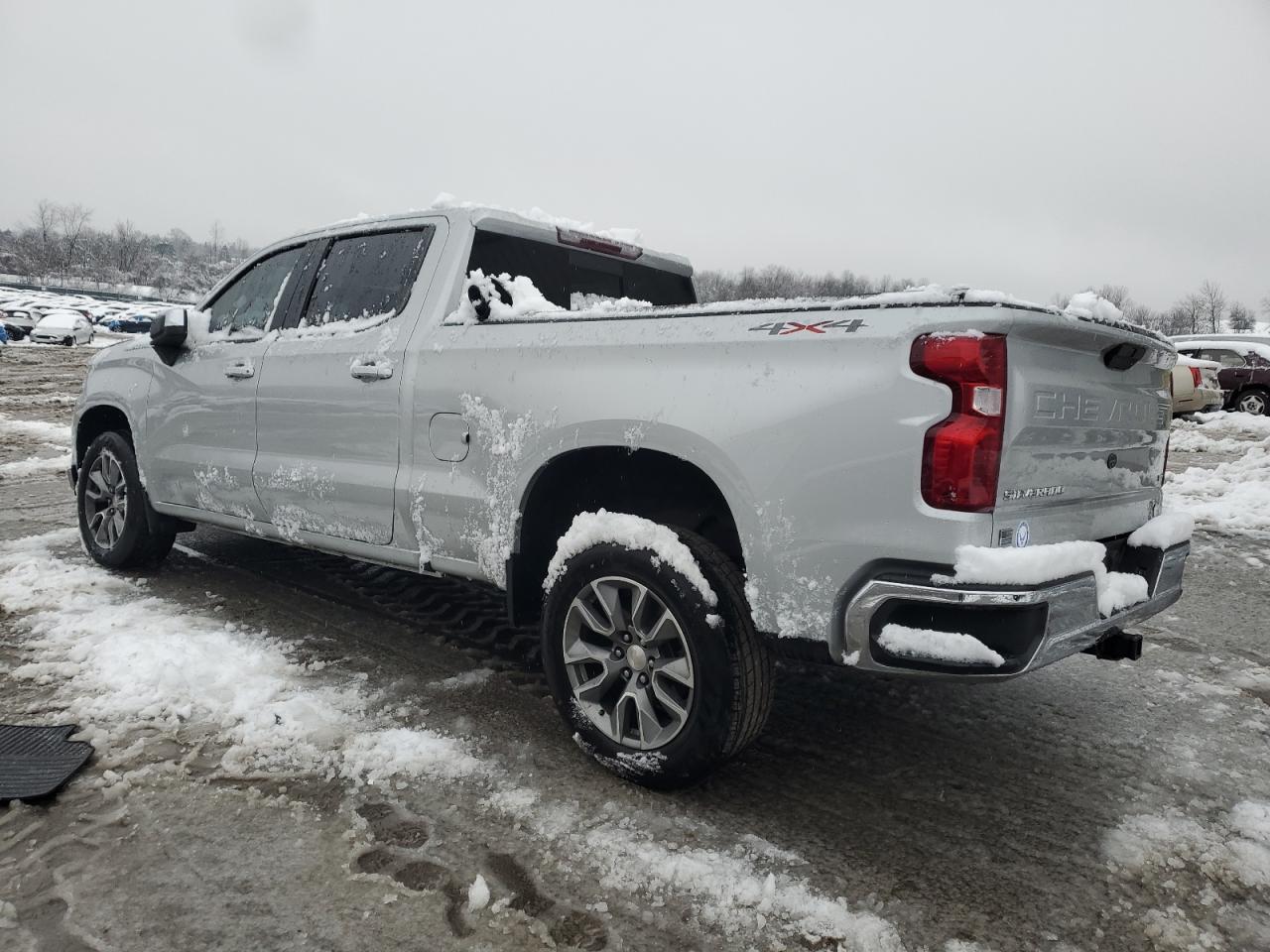 2020 Chevrolet Silverado VIN 1GCUYDED8LZ307896 Copart auction photo, front end / undercarriage damage thumbnail 2