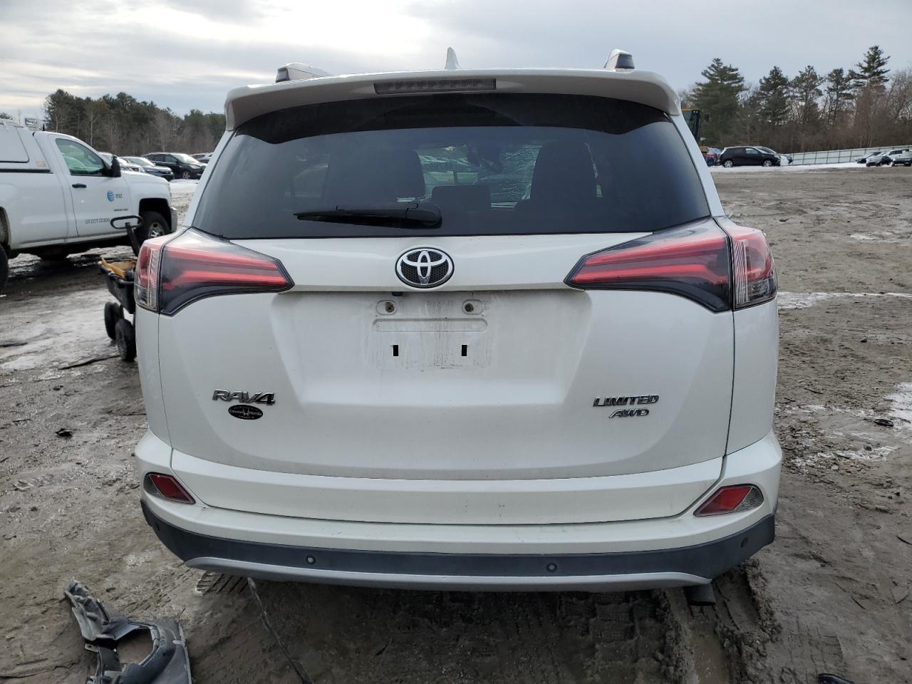 2016 Toyota RAV 4 VIN 2T3DFREV8GW519148 Copart auction photo, front end / side damage thumbnail 6