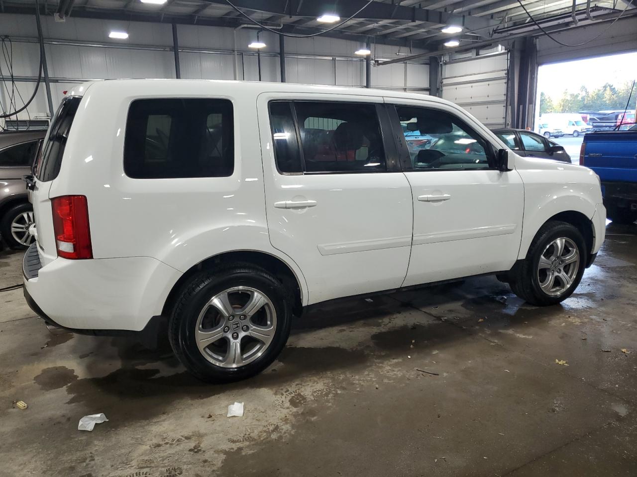 2014 Honda Pilot VIN 5FNYF4H5XEB036957 Copart auction photo, front end damage thumbnail 3