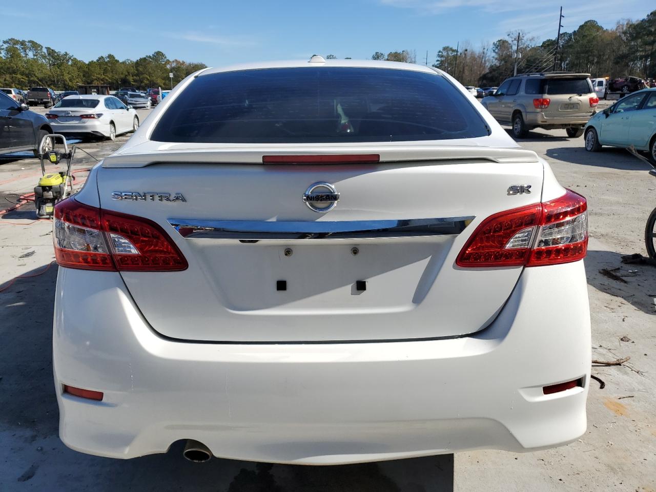 2015 Nissan Sentra VIN 3N1AB7AP4FY216843 Copart auction photo, front end damage thumbnail 6