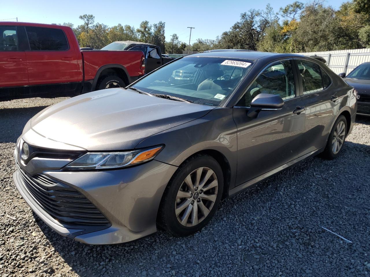2018 Toyota Camry VIN 4T1B11HK8JU011562