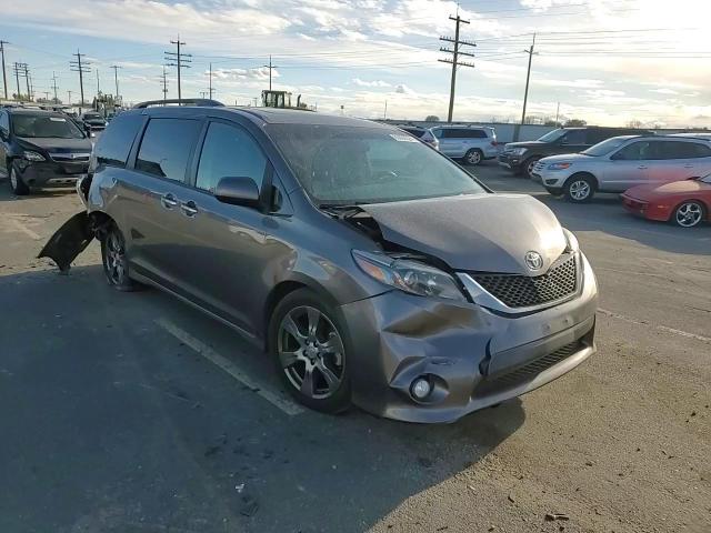 2017 Toyota Sienna VIN 5TDXZ3DC7HS829067 Copart auction photo, rear end / front end damage thumbnail 11