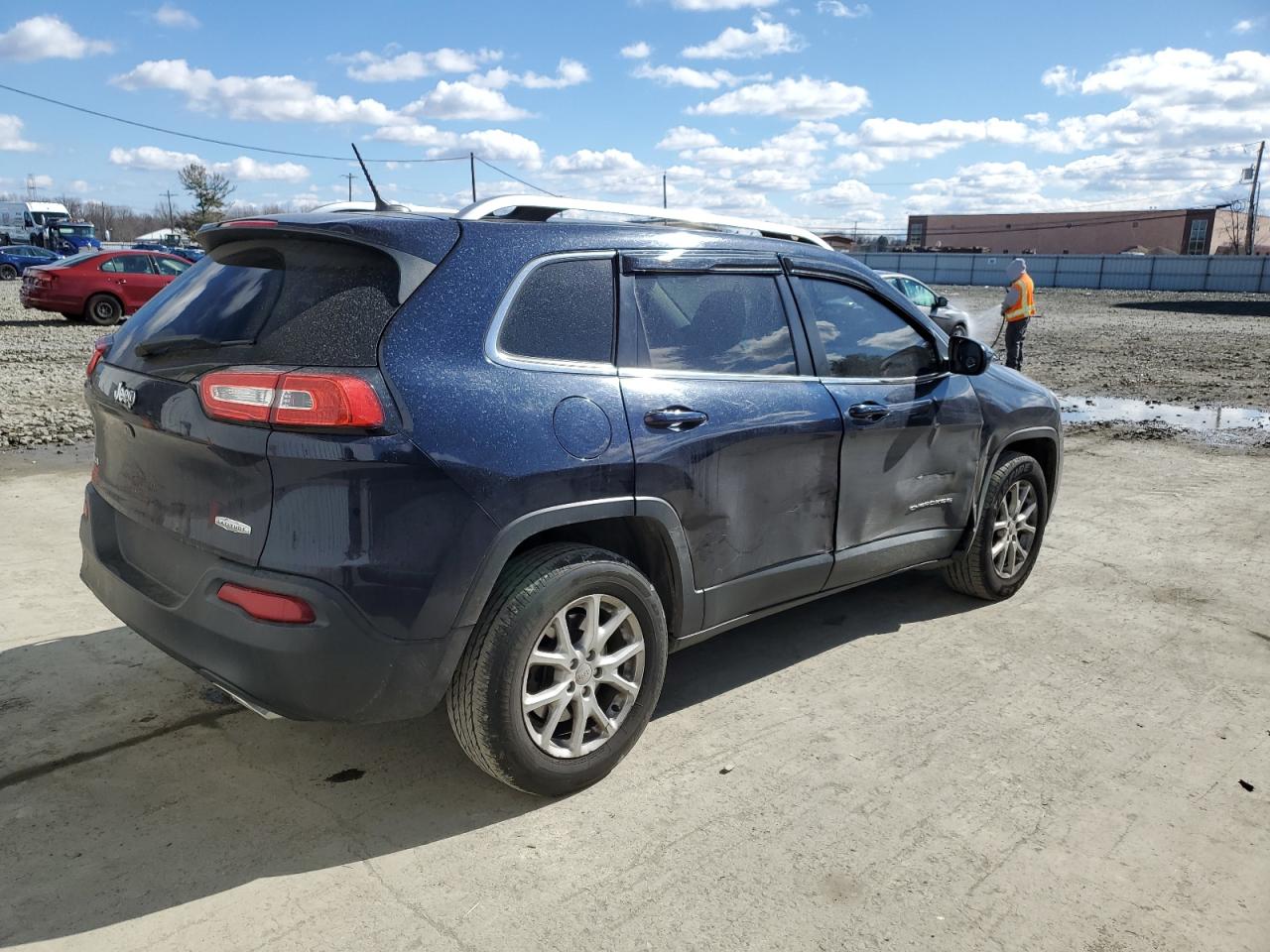 2015 Jeep Grand Cherokee VIN 1C4PJMCS7FW594835 Copart auction photo, side damage thumbnail 3