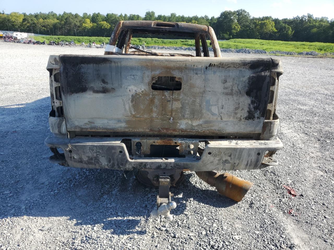 2015 Chevrolet Silverado VIN 1GC1KXE80FF577798 Copart auction photo, burn damage thumbnail 6