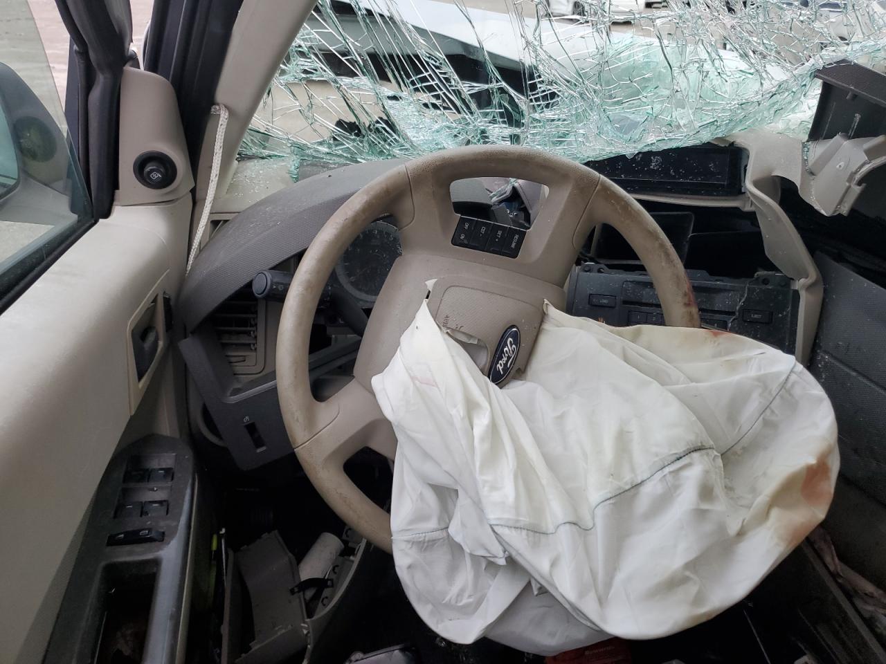 2008 Ford Escape VIN 1FMCU02Z28KB99853 Copart auction photo, all over damage thumbnail 9