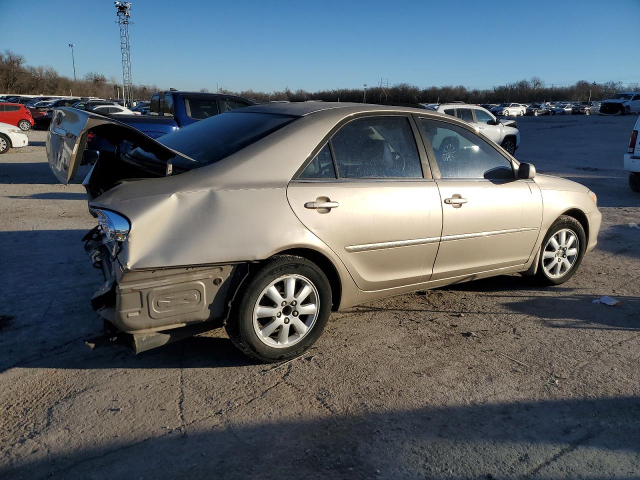 2002 Toyota Camry VIN JTDBF32K920012948 Copart auction photo, rear end / minor dent/scratches damage thumbnail 3