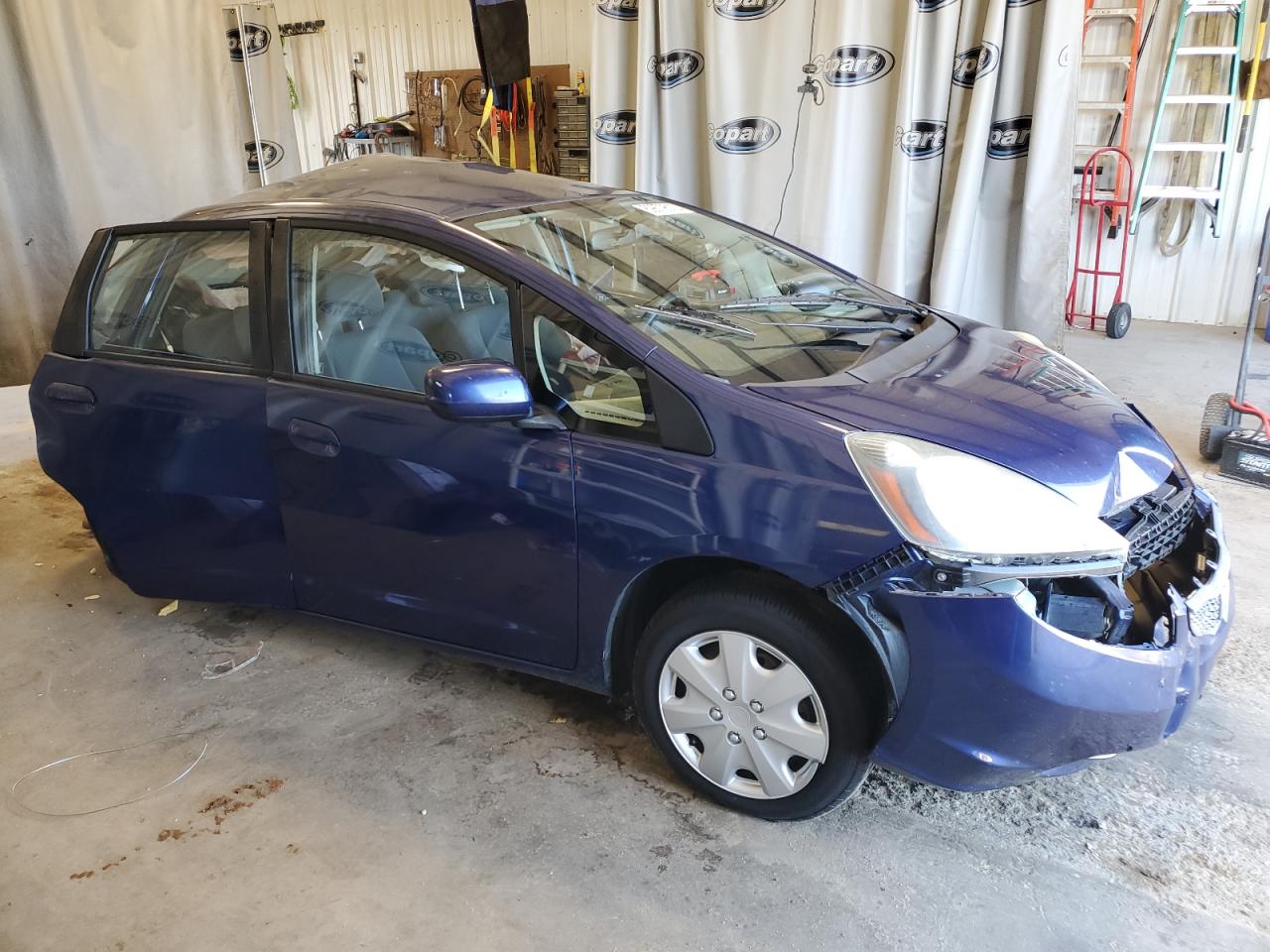 2012 Honda Fit VIN JHMGE8H35CC038984 Copart auction photo, all over damage thumbnail 4