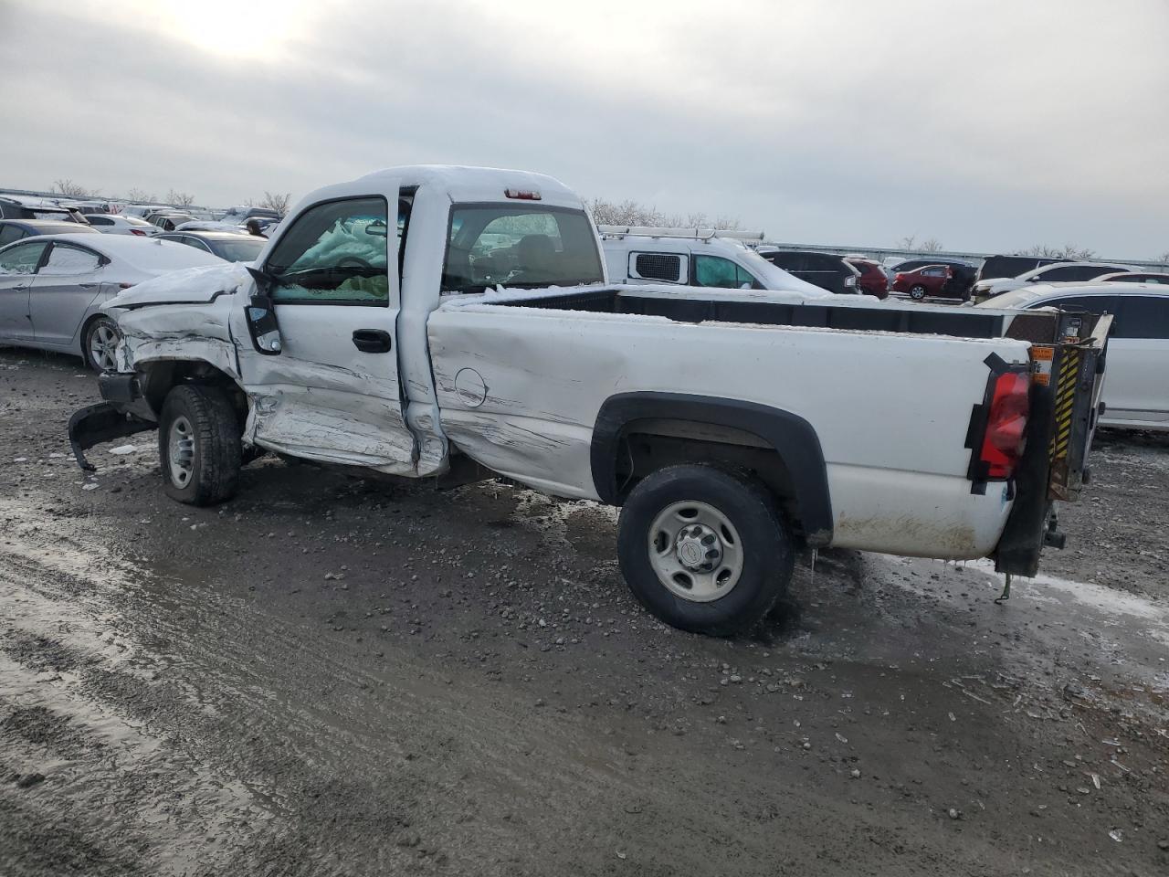 2007 Chevrolet Silverado VIN 1GCHC24UX7E156370 Copart auction photo, all over damage thumbnail 2