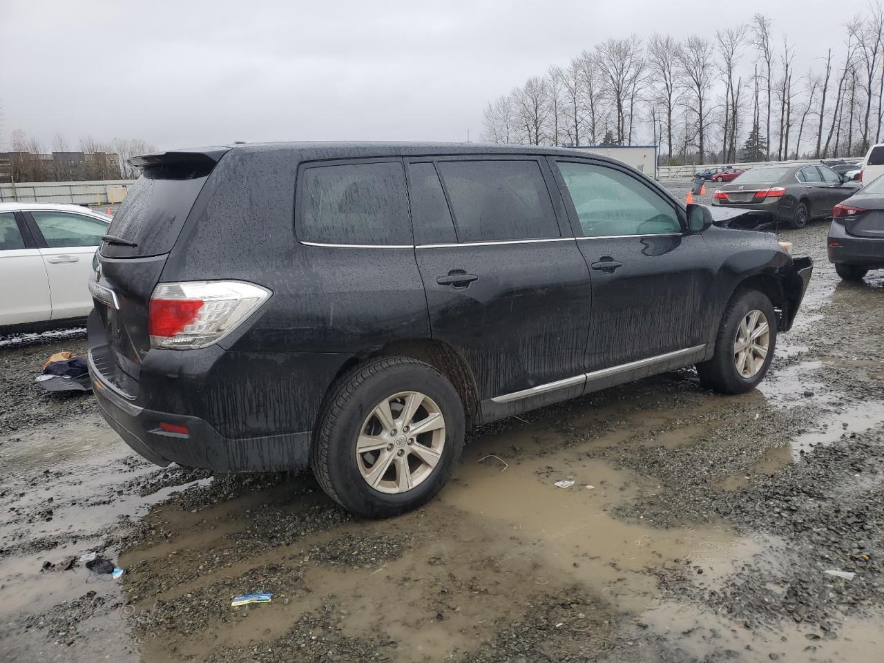 2012 Toyota Highlander VIN 5TDBK3EH7CS122472 Copart auction photo, front end damage thumbnail 3