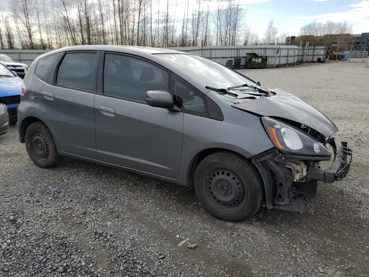 2013 Honda Fit VIN JHMGE8H39DC023339 Copart auction photo, front end damage thumbnail 4