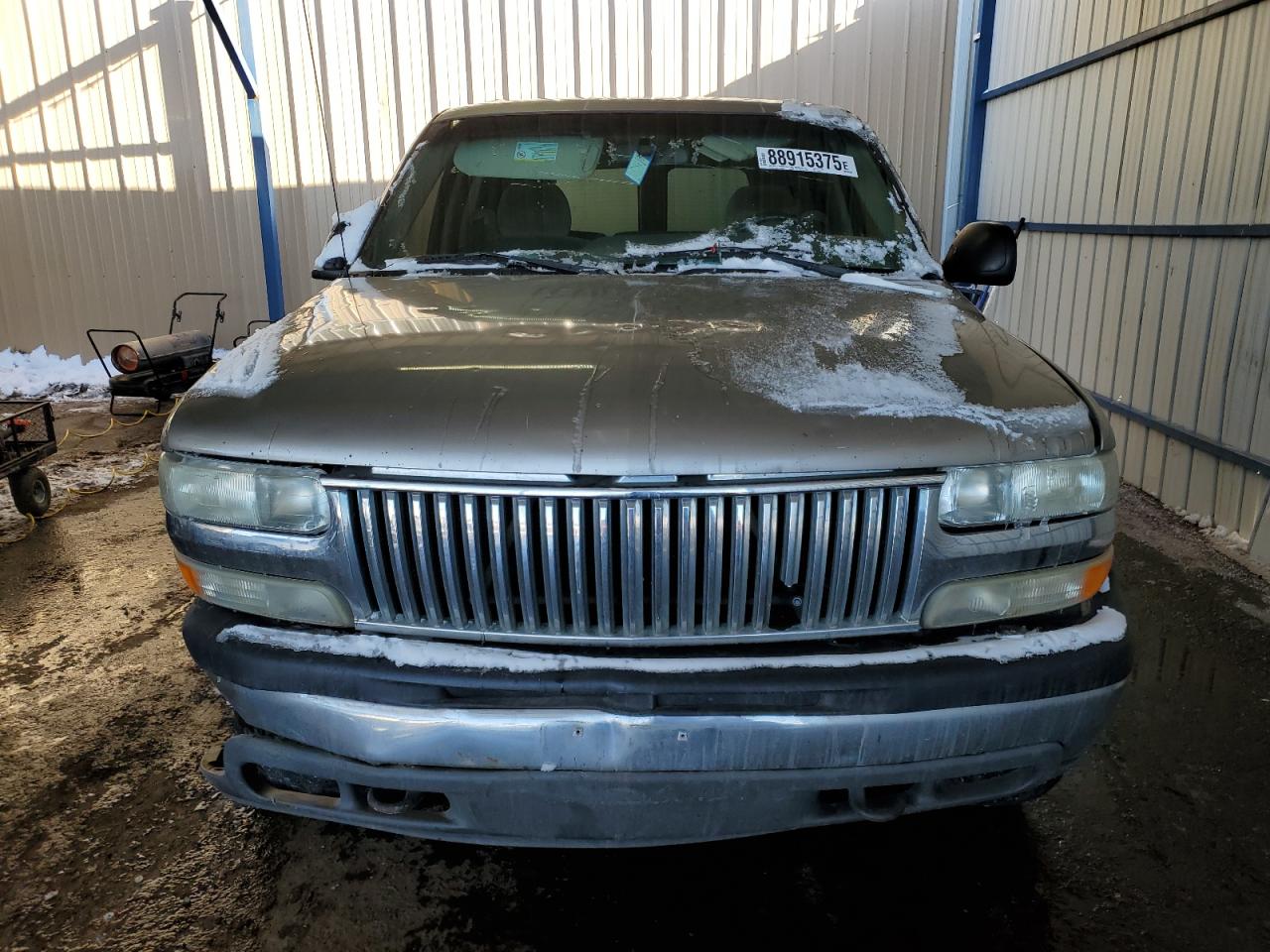 2002 Chevrolet Tahoe VIN 1GNEK13Z62R178338 Copart auction photo, front end damage thumbnail 5