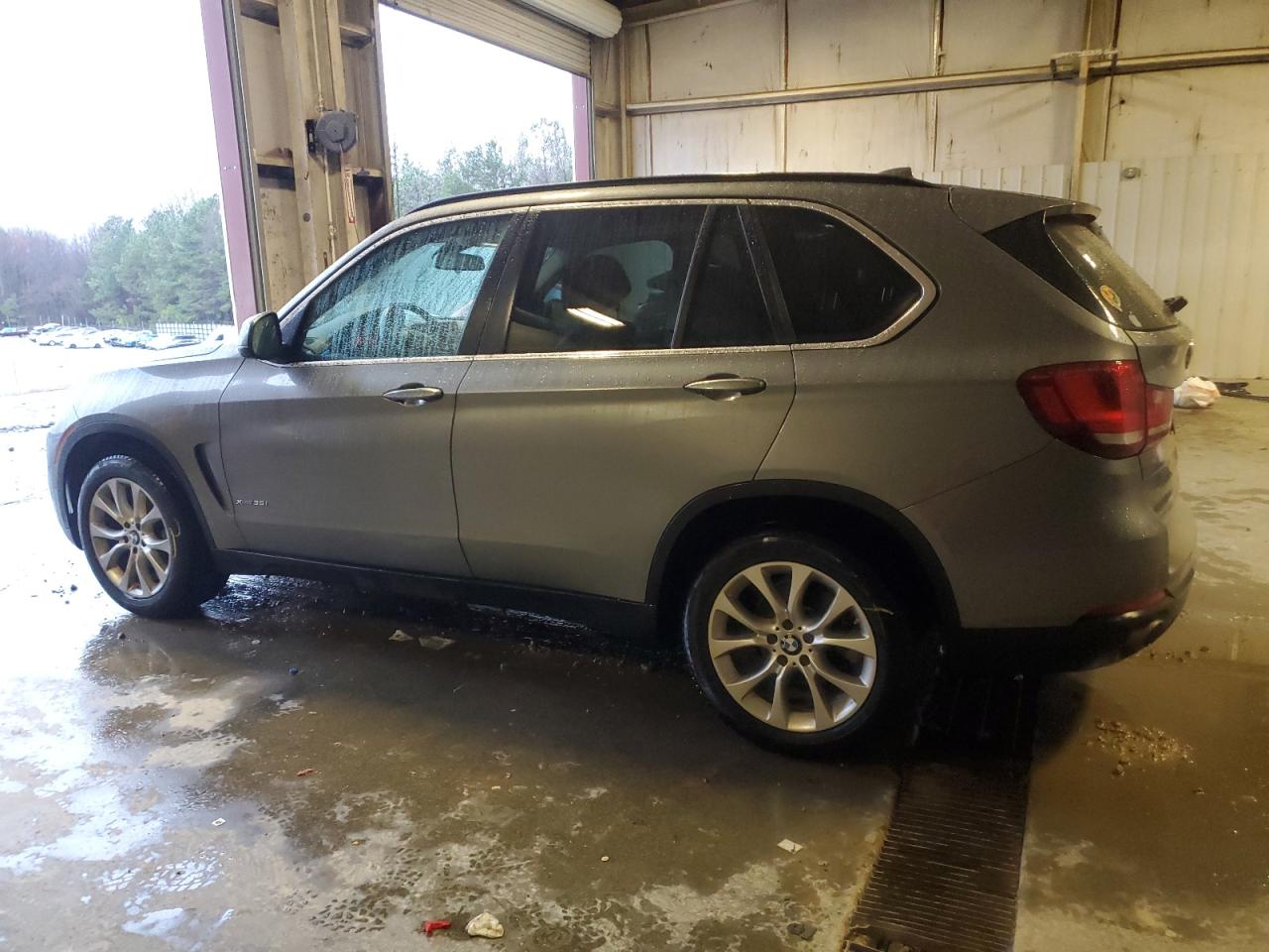 2016 BMW X5 VIN 5UXKR0C55G0P30579 Copart auction photo, front end damage thumbnail 2