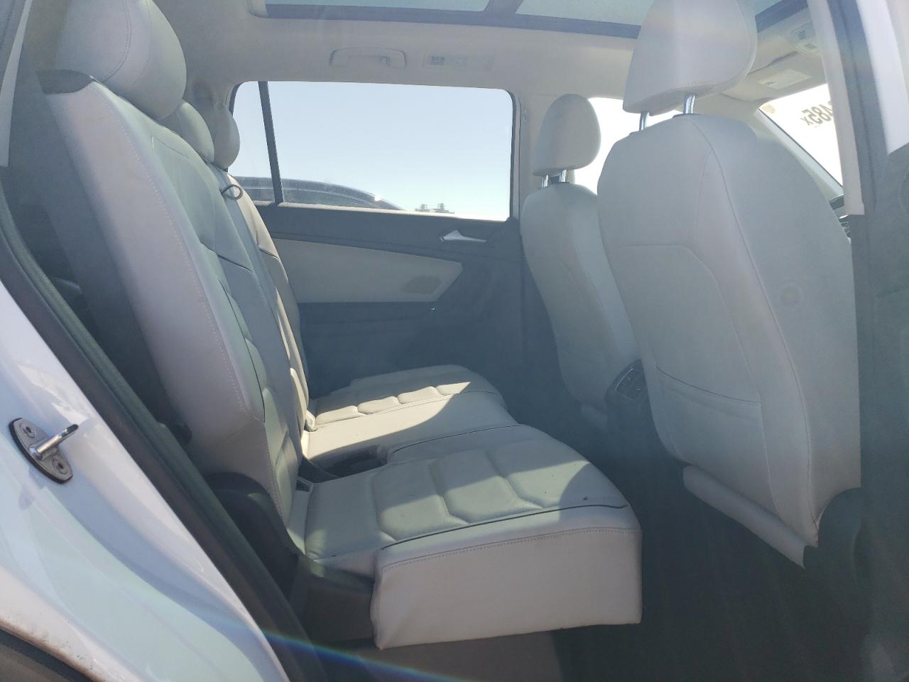 2018 Volkswagen Tiguan VIN 3VV5B7AX5JM026002 Copart auction photo, front end damage thumbnail 11