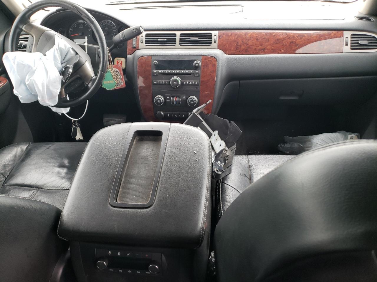 2013 Chevrolet Tahoe VIN 1GNSCAE00DR103748 Copart auction photo, front end damage thumbnail 8