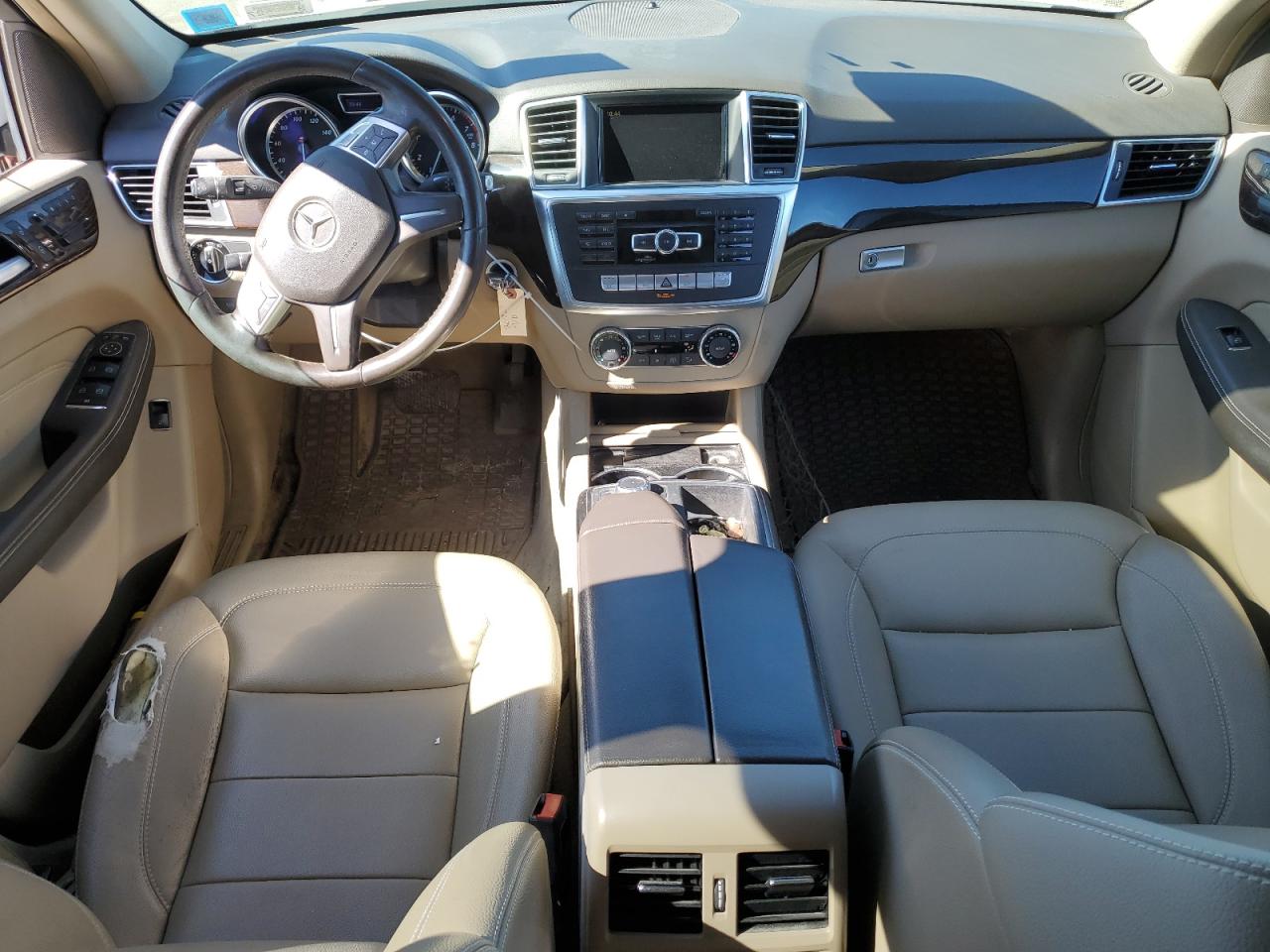 2012 Mercedes-Benz M-klasse VIN 4JGDA5HB0CA033351 Copart auction photo, front end / minor dent/scratches damage thumbnail 8