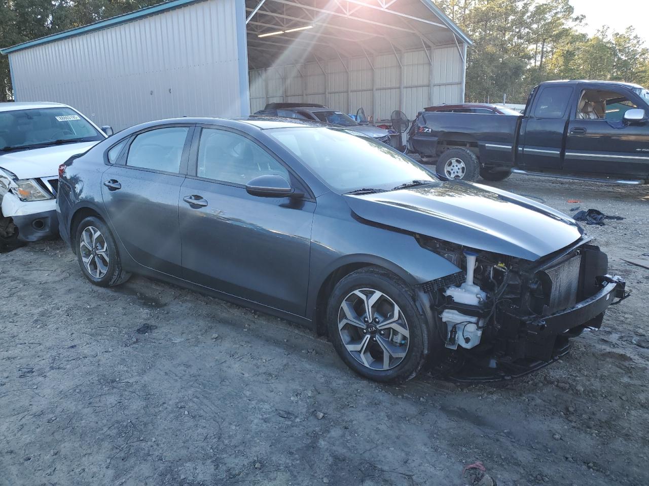 2021 KIA Forte VIN 3KPF24AD0ME357477 Copart auction photo, front end damage thumbnail 4