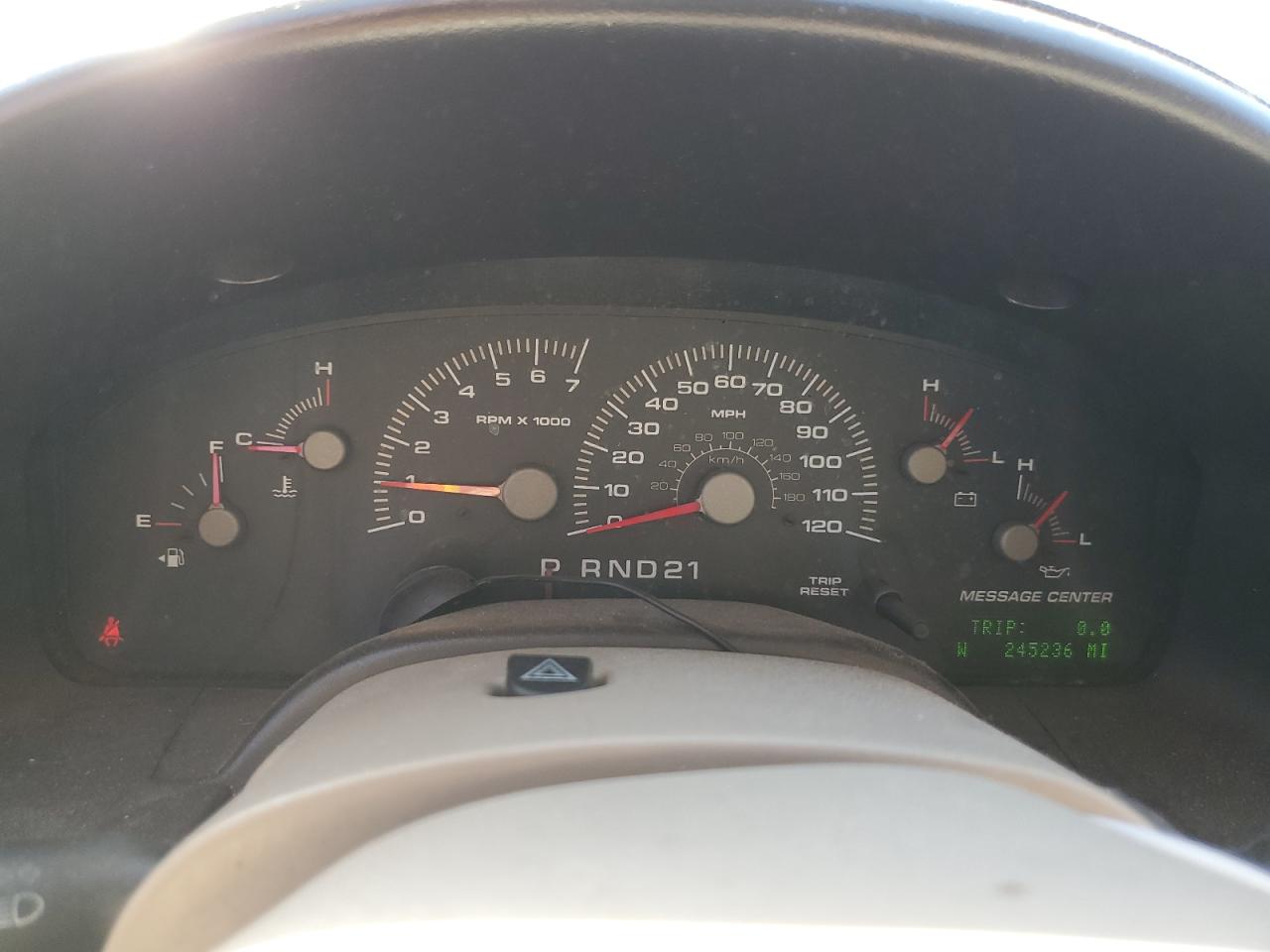 2003 Ford Expedition VIN 1FMFU18L03LC22815 Copart auction photo, front end / minor dent/scratches damage thumbnail 9