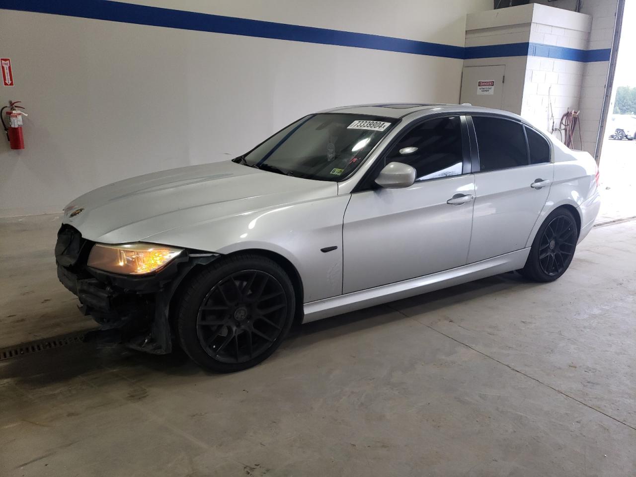 2011 BMW 3er VIN WBAPH7G54BNN03986