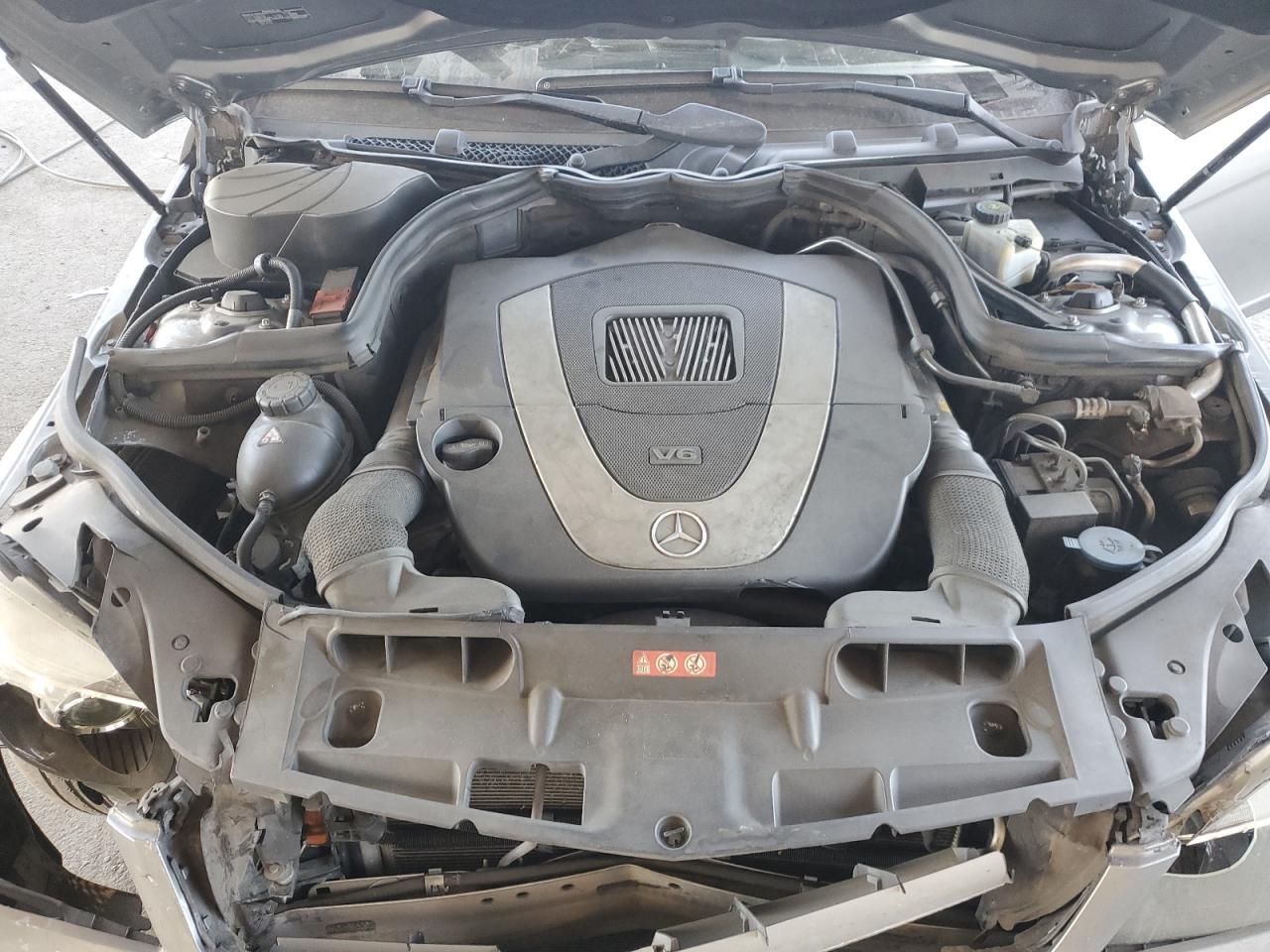 2011 Mercedes-Benz C-klasse VIN WDDGF8BB9BR176950 Copart auction photo, front end / side damage thumbnail 13