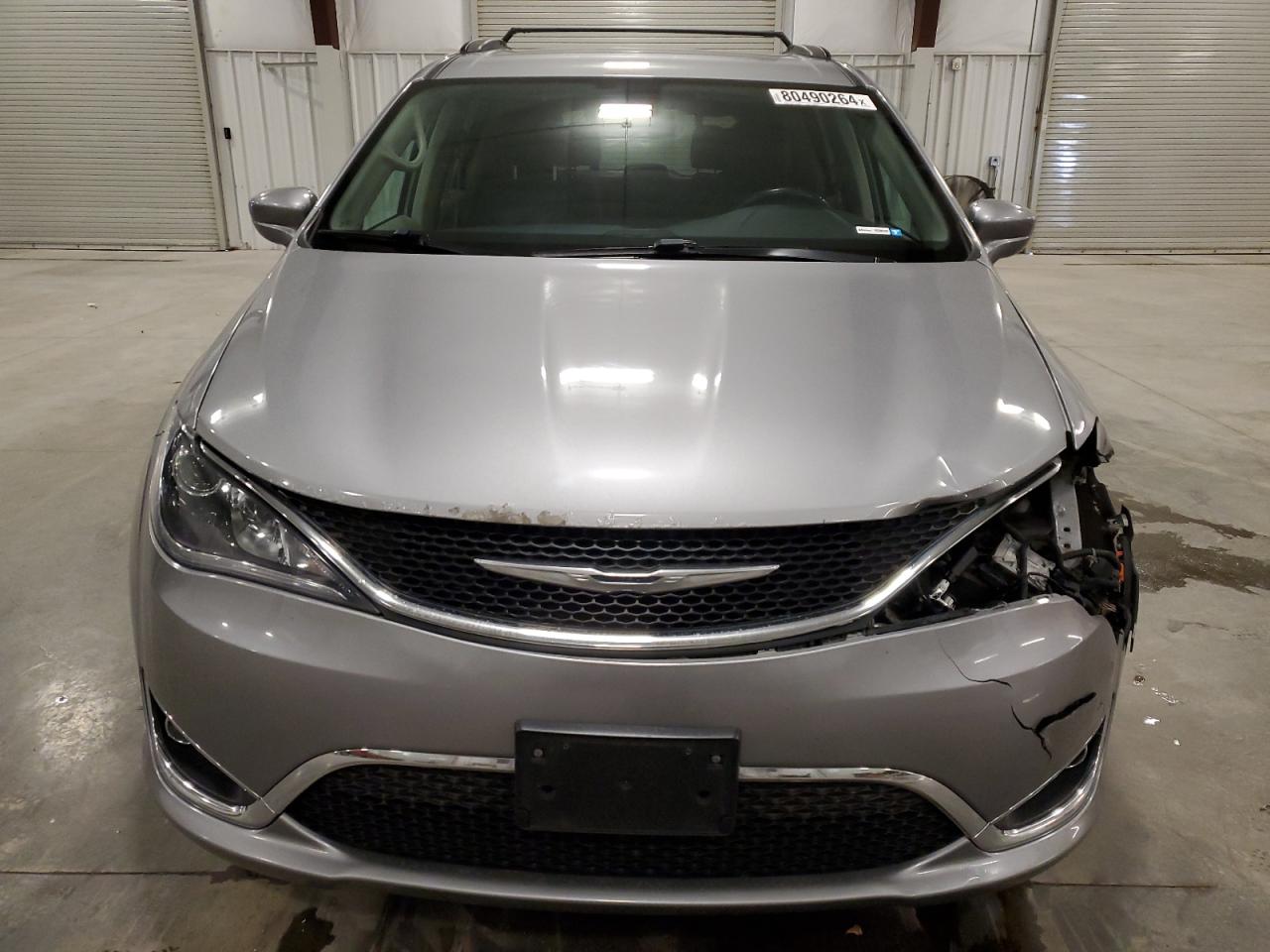 2017 Chrysler Pacifica VIN 2C4RC1BGXHR820585 Copart auction photo, front end / hail damage thumbnail 5