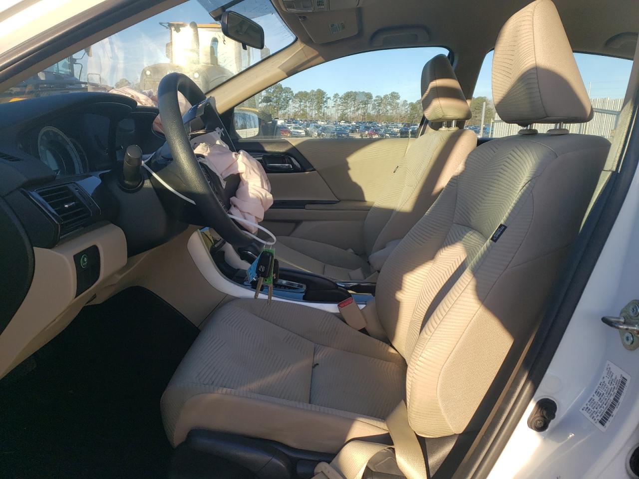 2017 Honda Accord VIN 1HGCR2F3XHA022143 Copart auction photo, front end damage thumbnail 7