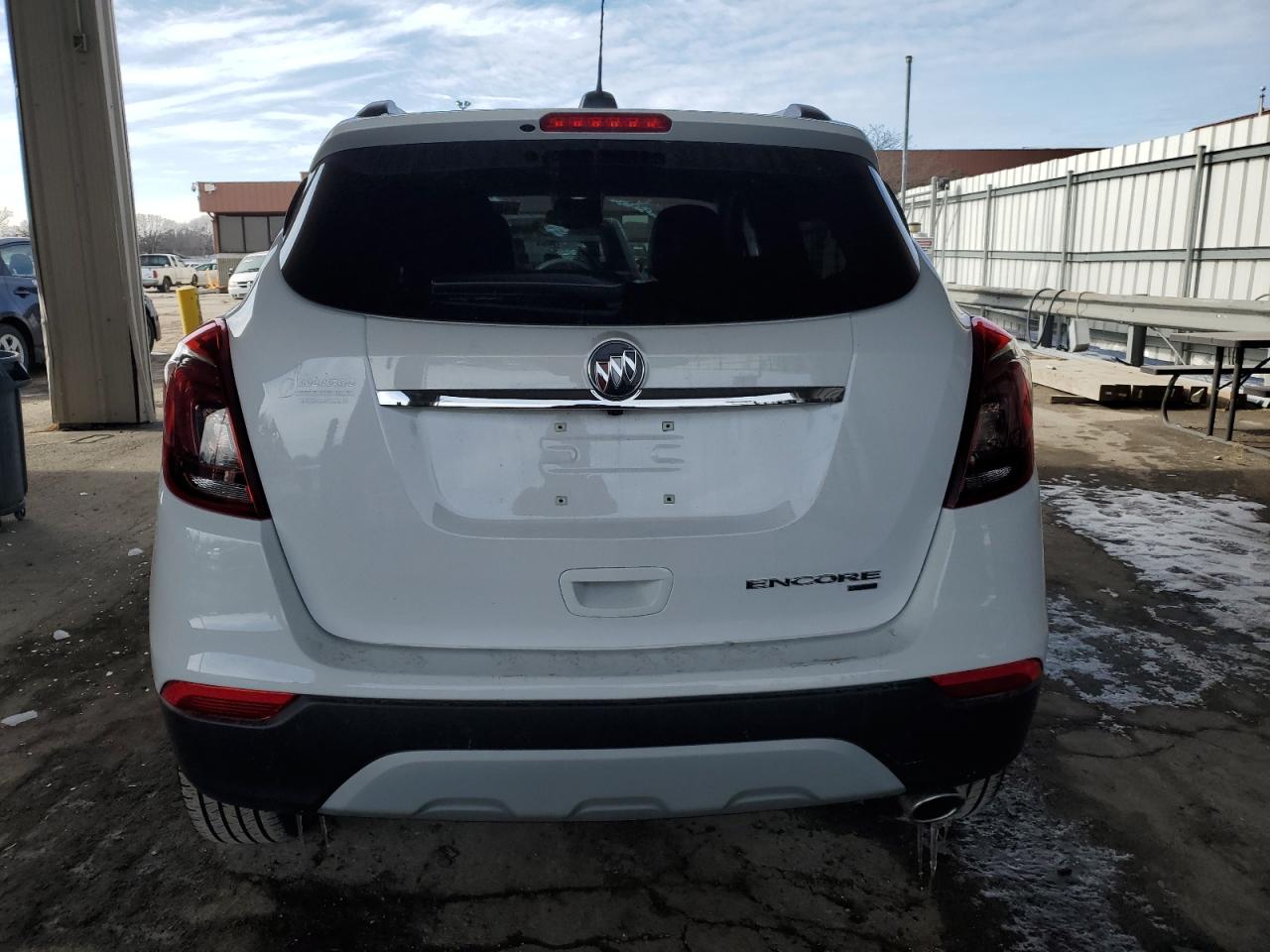 2022 Buick Encore VIN KL4CJESM8NB553038 Copart auction photo, side / front end damage thumbnail 6