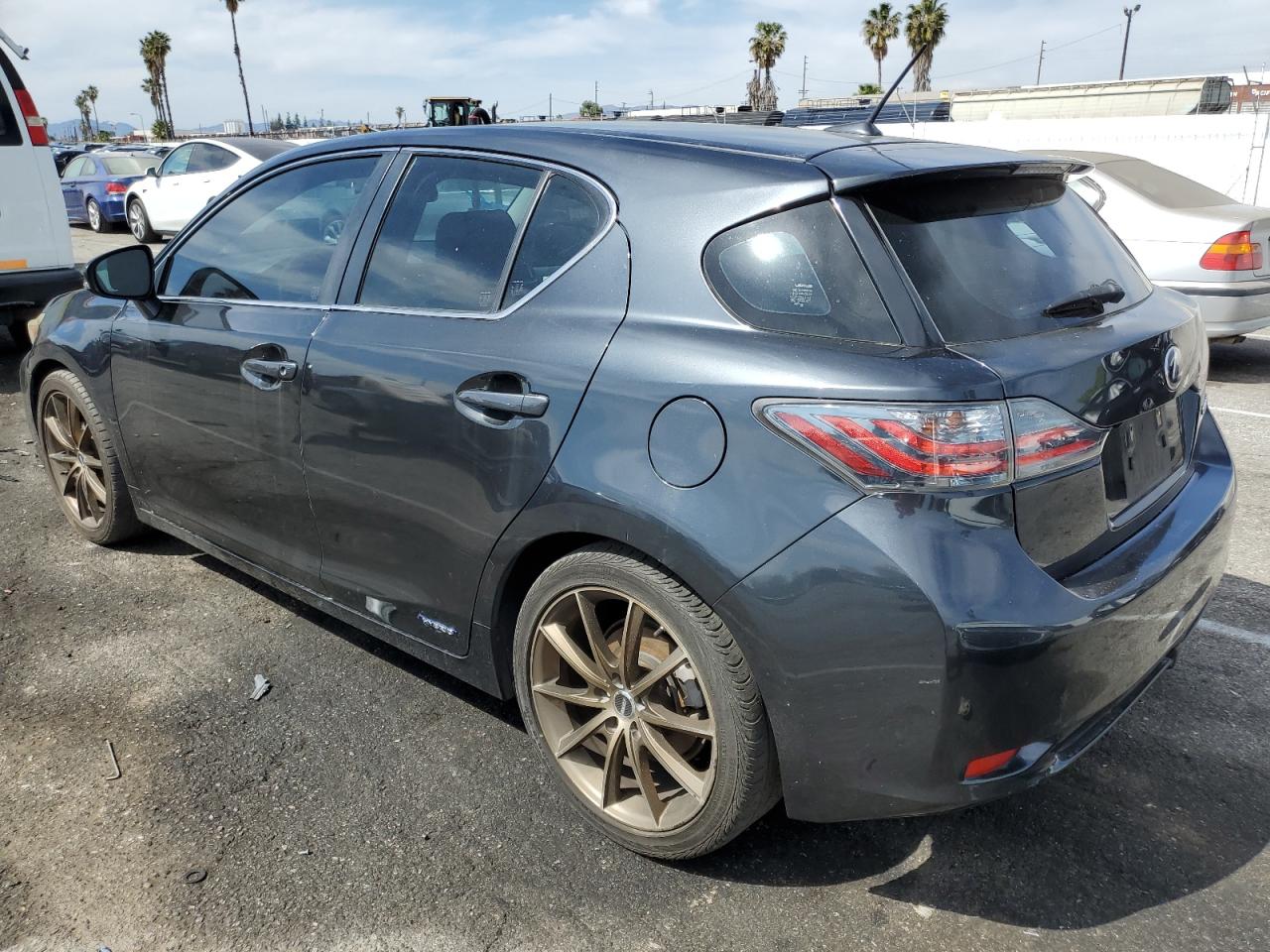 2011 Lexus CT VIN JTHKD5BH5B2035541 Copart auction photo, front end / side damage thumbnail 2