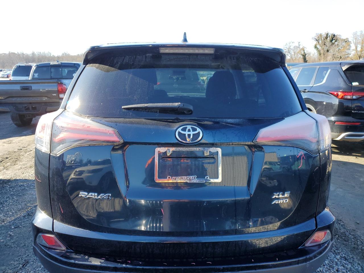 2018 Toyota RAV 4 VIN 2T3RFREV1JW698744 Copart auction photo, front end damage thumbnail 6