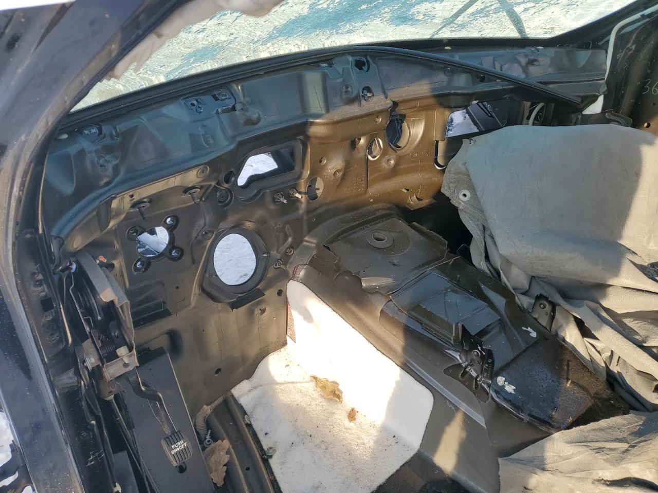 2018 Dodge Charger VIN 2C3CDXEJ4JH206578 Copart auction photo, stripped / vandalism damage thumbnail 9