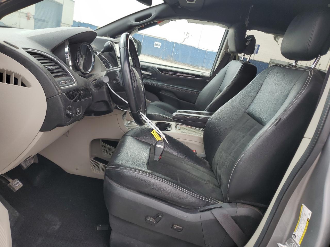 2019 Dodge Caravan VIN 2C4RDGCG4KR752645 Copart auction photo, side / rear end damage thumbnail 7