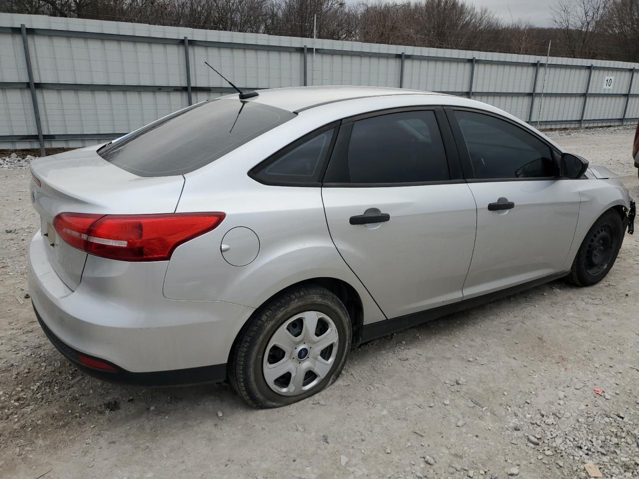 2018 Ford Focus VIN 1FADP3E25JL275250 Copart auction photo, front end damage thumbnail 3