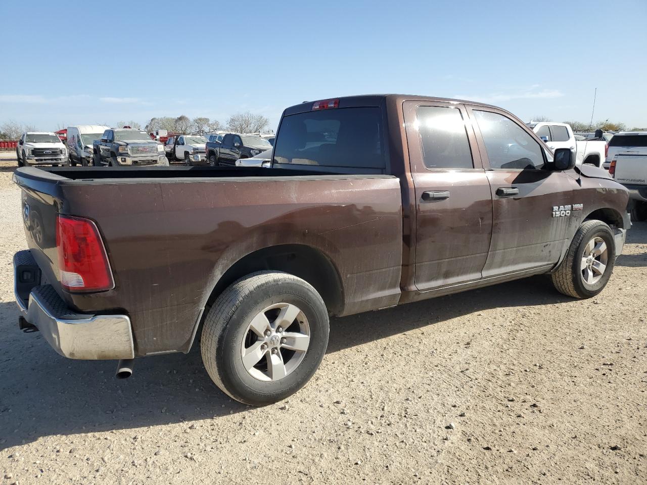 2014 RAM 1500 VIN 1C6RR6FT6ES326437 Copart auction photo, front end / minor dent/scratches damage thumbnail 3