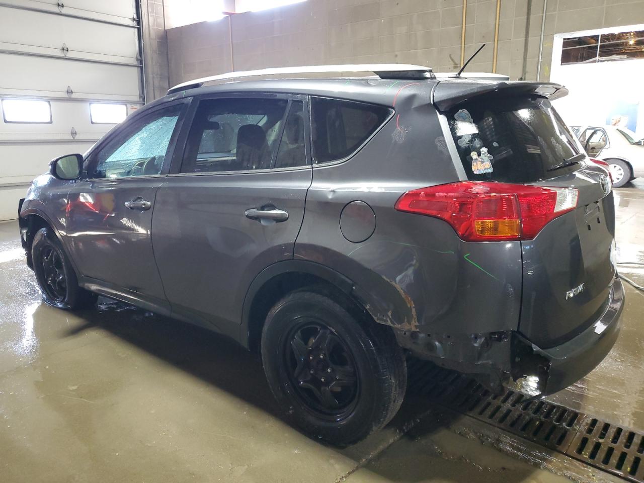 2013 Toyota RAV 4 VIN 2T3BFREV7DW072363 Copart auction photo, front end / rear end damage thumbnail 2