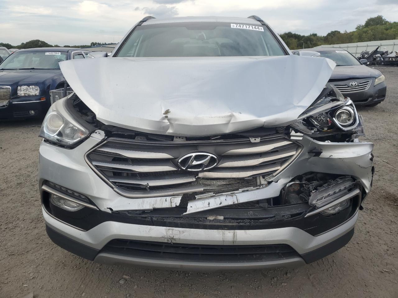2018 Hyundai Santa Fe VIN 5XYZUDLB7JG508669 Copart auction photo, front end / minor dent/scratches damage thumbnail 5