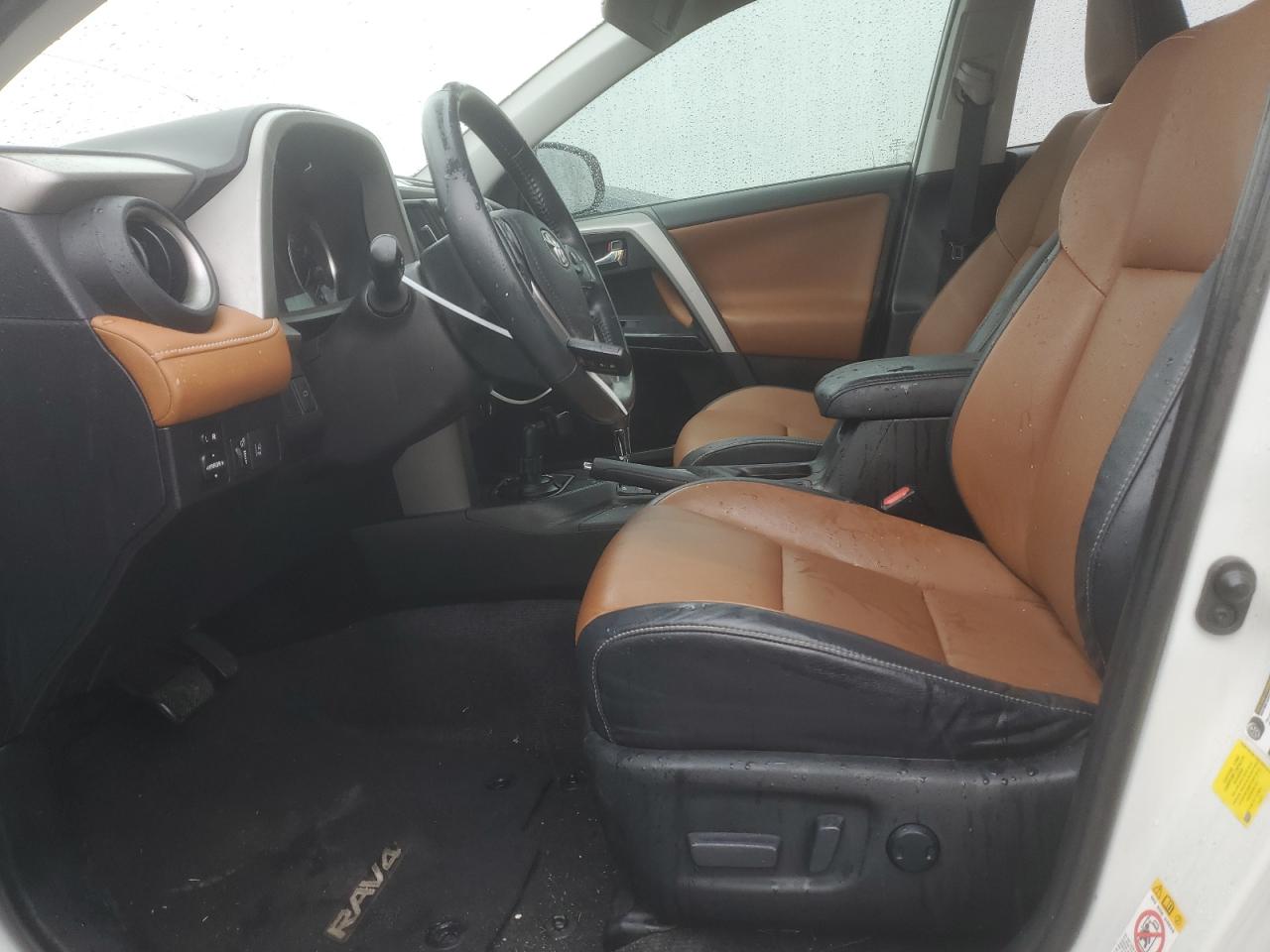 2016 Toyota RAV 4 VIN 2T3YFREV8GW261859 Copart auction photo, front end damage thumbnail 7