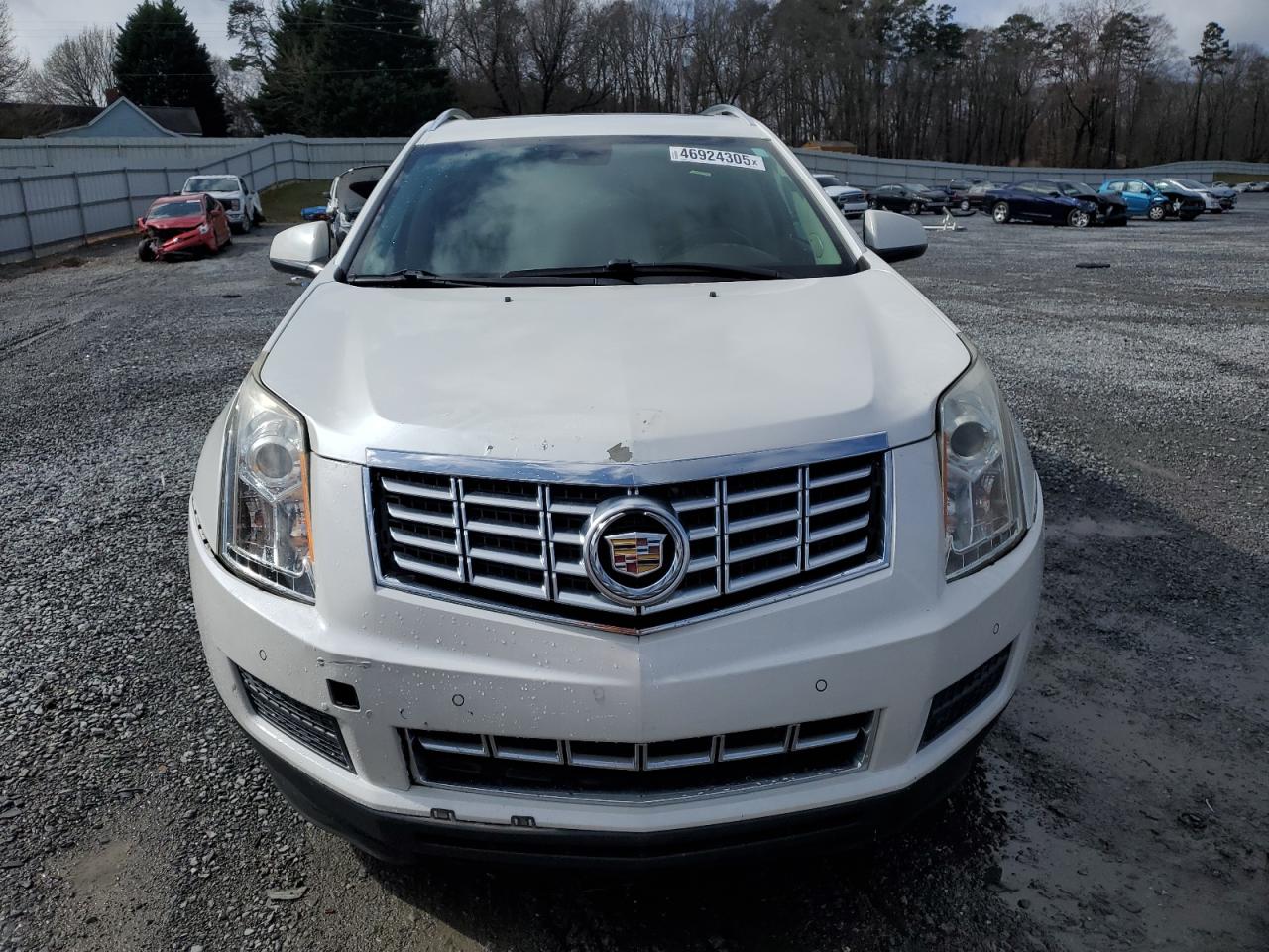 2015 Cadillac SRX VIN 3GYFNBE31FS564195 Copart auction photo, rear end / side damage thumbnail 5