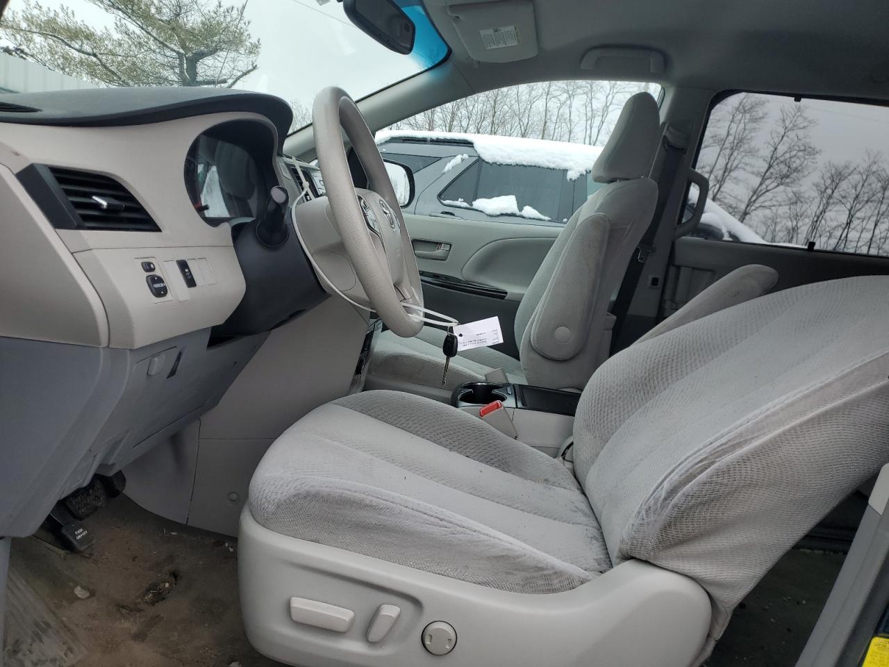 2012 Toyota Sienna VIN 5TDKK3DC3CS185512 Copart auction photo, rear end / side damage thumbnail 7