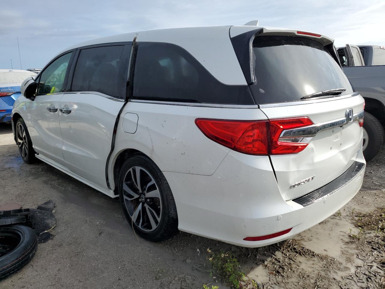 2020 Honda Odyssey VIN 5FNRL6H96LB001244 Copart auction photo, water/flood / front end damage thumbnail 2