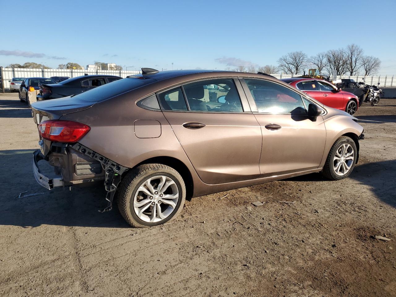 2019 Chevrolet Cruze VIN 1G1BC5SM2K7120091 Copart auction photo, front end / rear end damage thumbnail 3
