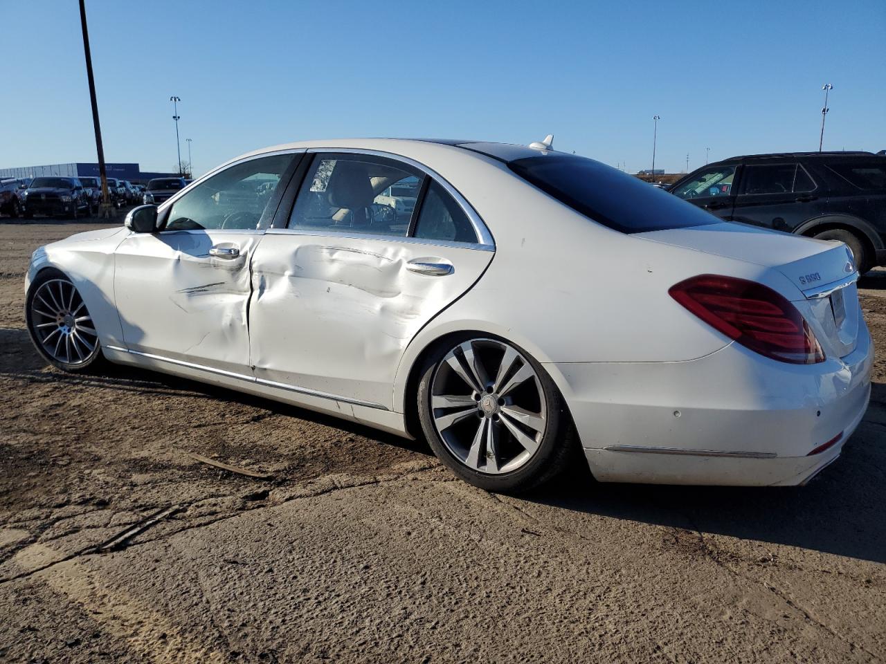 2015 Mercedes-Benz S-klasse VIN WDDUG8FB0FA126565 Copart auction photo, side damage thumbnail 2