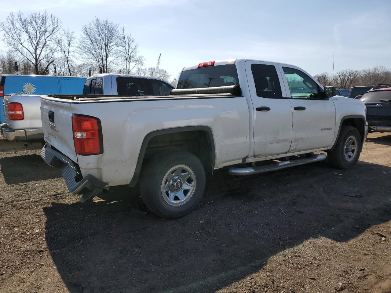 2017 GMC Sierra VIN 1GTV2LEH1HZ394437 Copart auction photo, rear end / side damage thumbnail 3