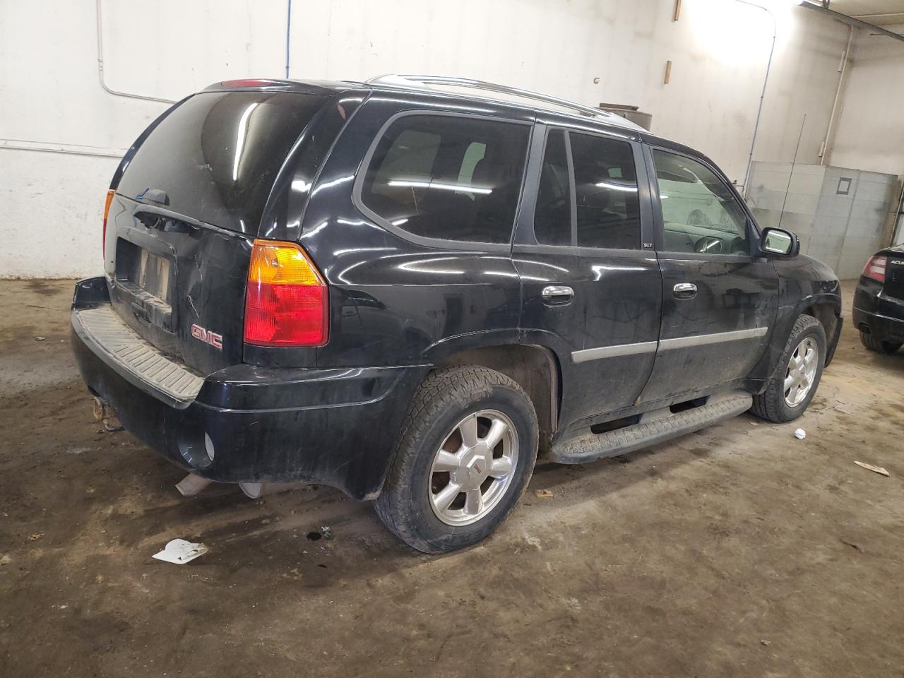 2008 GMC Envoy VIN 1GKDT13S882252269 Copart auction photo, side damage thumbnail 3