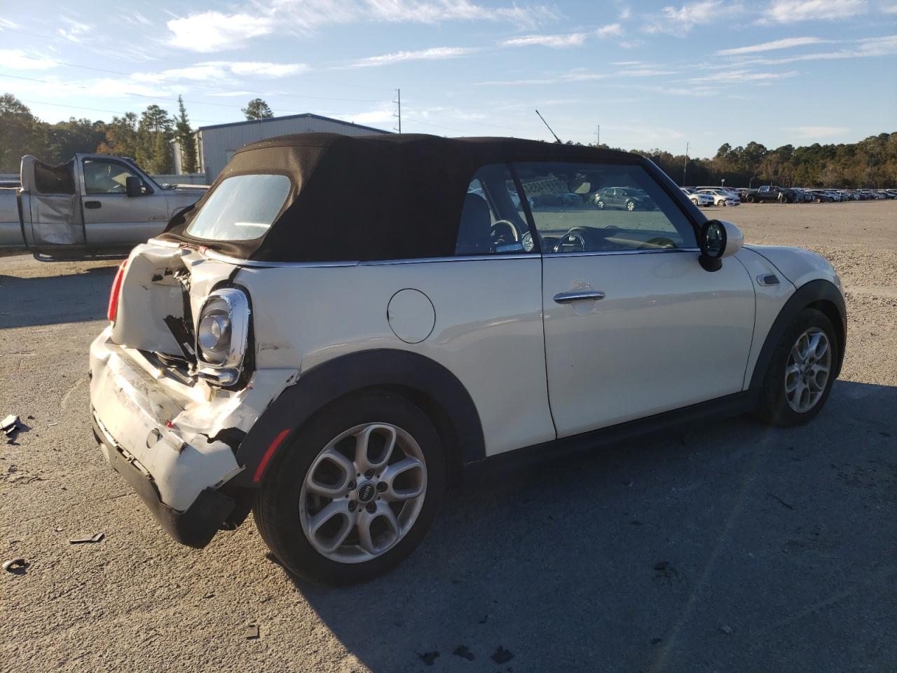 2017 MINI Cooper VIN WMWWG5C32H3C20548 Copart auction photo, rear end damage thumbnail 3